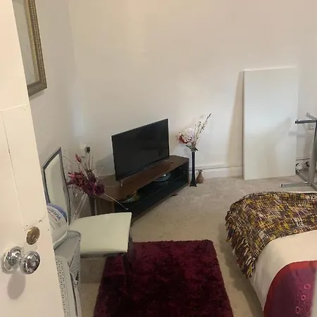 Apartment Captivating 1-bed In Leeds